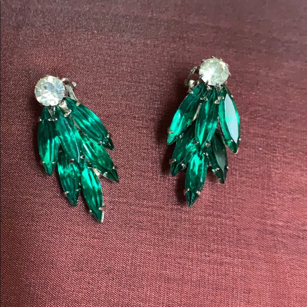 Vintage clip earrings/pin set green rhinestones❣️ - Picture 4 of 6
